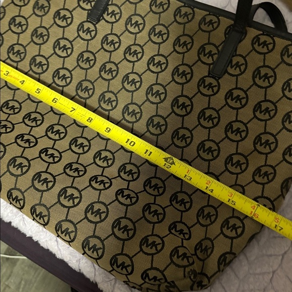 Michael Kors Monogram Black and Tan Tote - Picture 7 of 9